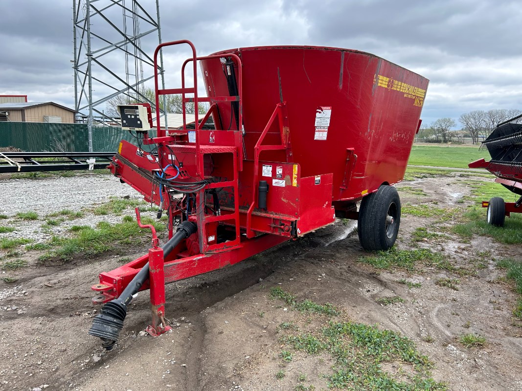 Schuler MS750 Feeder Wagon-Portable For Sale