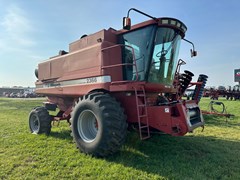 Combine For Sale 1998 Case IH 2366 