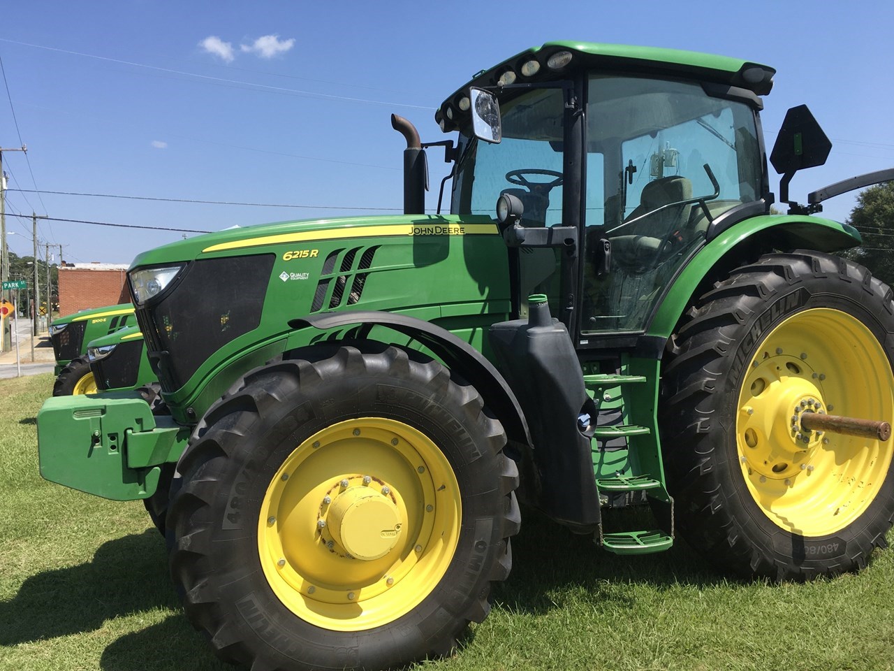 2021 John Deere 6215R Tractor - Row Crop For Sale