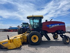 Windrower-Self Propelled For Sale 2021 New Holland 260 