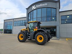 Tractor For Sale 2023 JCB 4220 