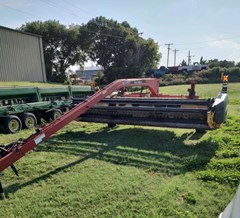Header-Windrower For Sale 2006 New Holland HS16 