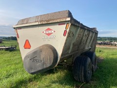 Manure Spreader-Dry/Pull Type For Sale 2010 Knight SLC 132 