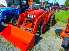 Tractor - 4WD For Sale 2016 Kubota L2501HST 