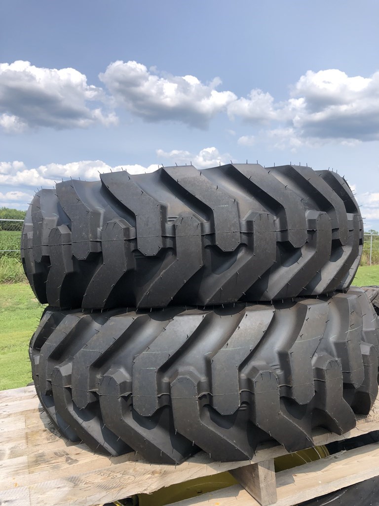 John Deere 12.5/80-18 R4 Tires and Tracks For Sale