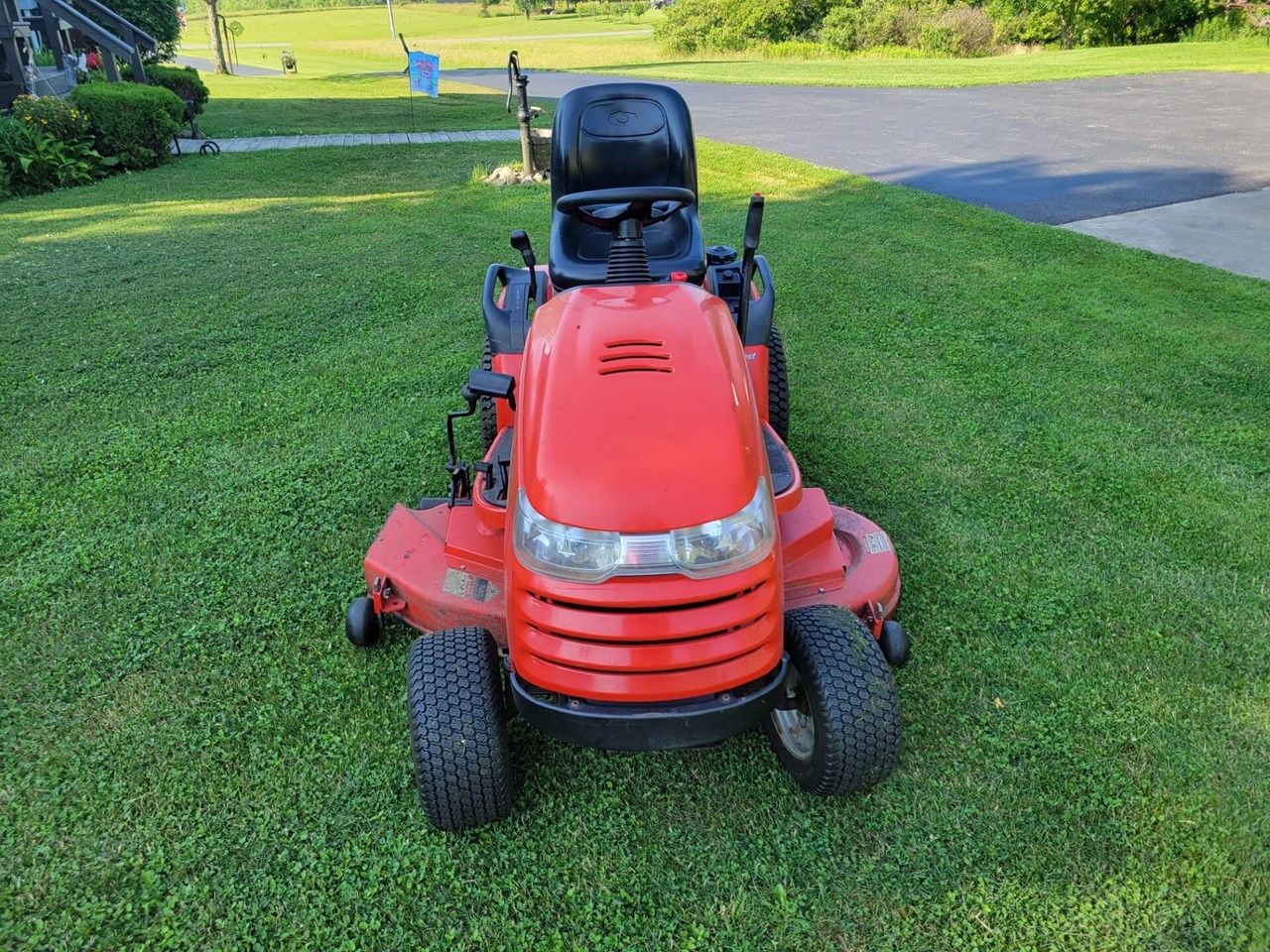 2007 Simplicity Conquest 23 Lawn Mower For Sale