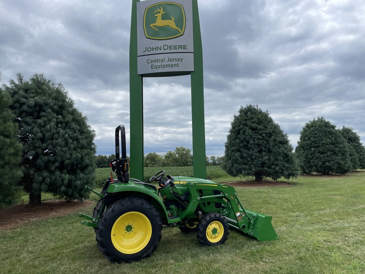 2022 John Deere 3025D Tractor - Compact Utility For Sale