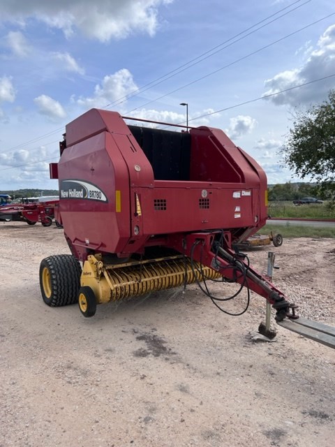 2005 New Holland BR780 Baler-Round For Sale