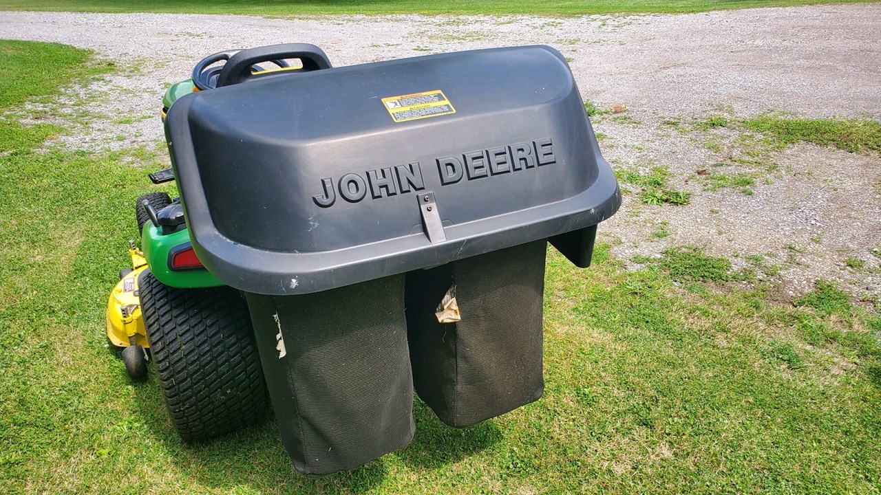 2006 John Deere X500 Lawn Mower For Sale