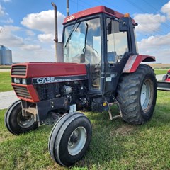 Tractor For Sale 1985 Case IH 885XL , 83 HP