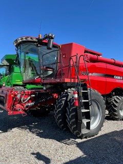 Combine For Sale 2015 Case IH 7240 