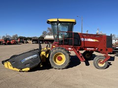 Windrower-Self Propelled For Sale 2013 New Holland H8040 