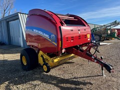 Baler-Round For Sale 2021 New Holland RB560 