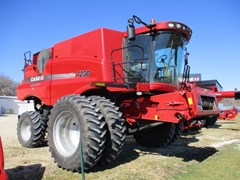 Combine For Sale 2012 Case IH 7230  