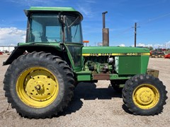 Tractor For Sale John Deere 4240 , 110 HP