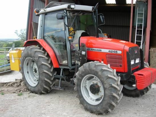 2001 Massey Ferguson 4245 C/W MF 940 LOADER Tractor For Sale at ...