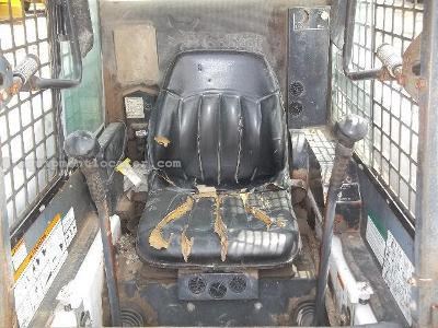 1998 Bobcat 763 Image 5