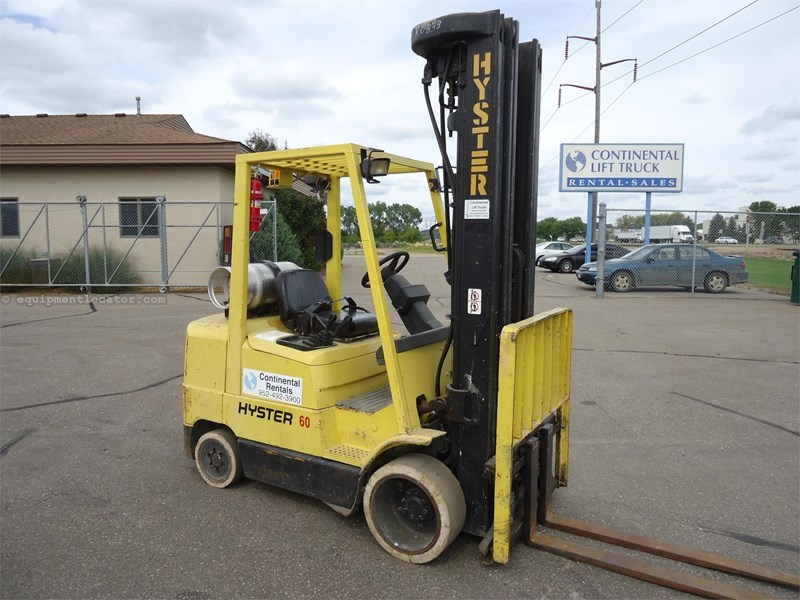 1998 Hyster S60XM Image 1