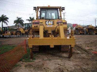 2005 Caterpillar D8T Image 3