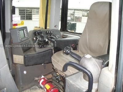 2005 Caterpillar D8T Image 4