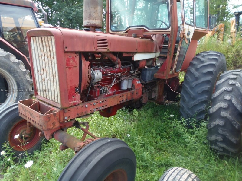 1967 IH 706 Tractor For Sale in Canastota New York