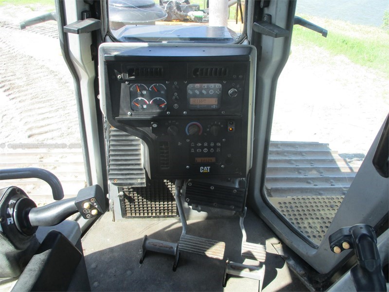 2008 Caterpillar D6T LGP Image 10