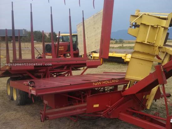 1979 New Holland 1033 Image 2