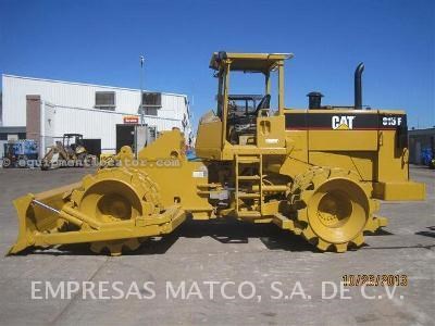 1998 Caterpillar 815F Image 2