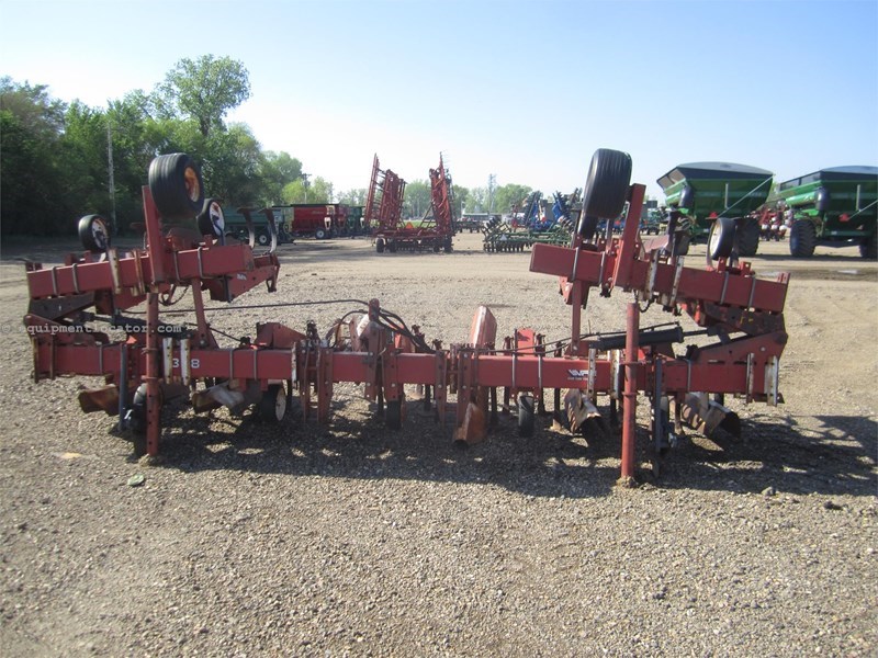 1985 White 378 Image 2