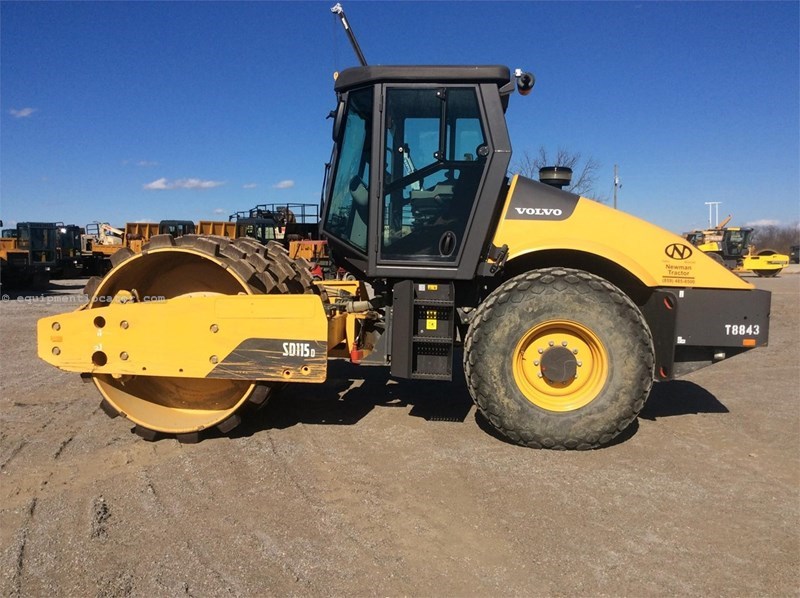 2013 Volvo SD115D Image 6