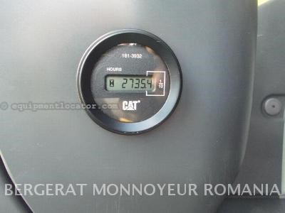 2011 Caterpillar 324D Image 8