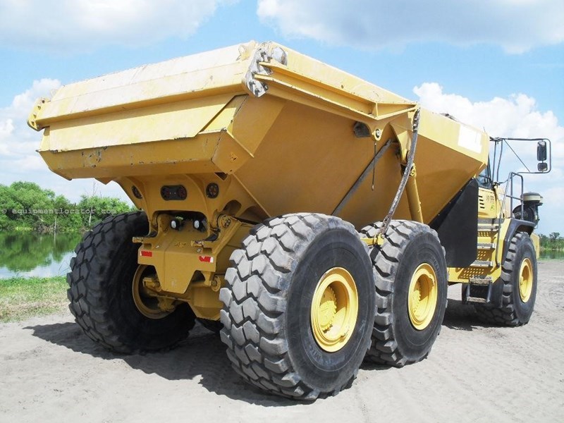 2014 Bell B40D Image 4