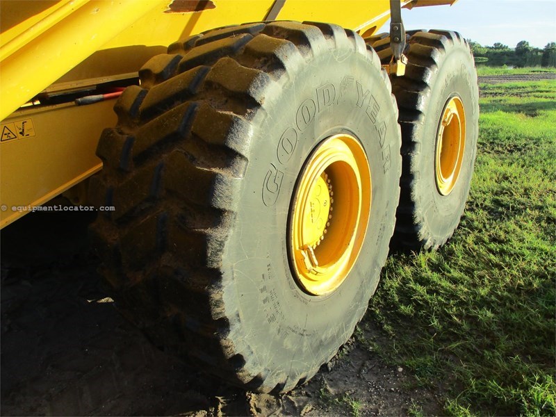 2014 Bell B40D Image 10