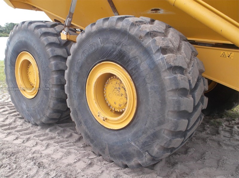 2014 Bell B40D Image 11