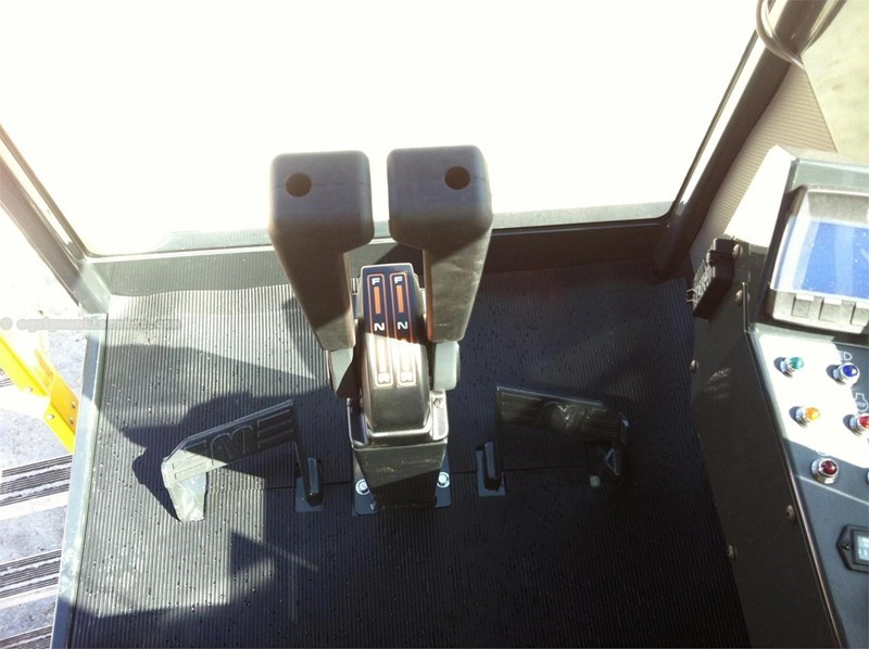 2014 Morooka MST1500VD Image 16