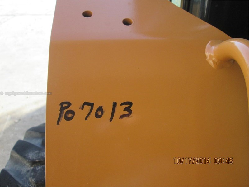 2014 Case SV300 Image 6