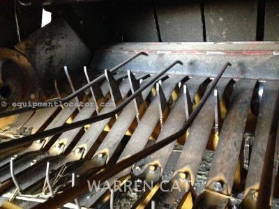 2010 Ford New Holland BR7070 Image 3