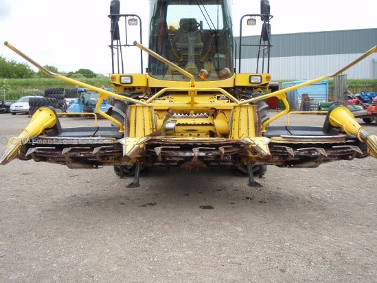 2006 New Holland RI450V 6 ROW MAIZE HEADER Image 3
