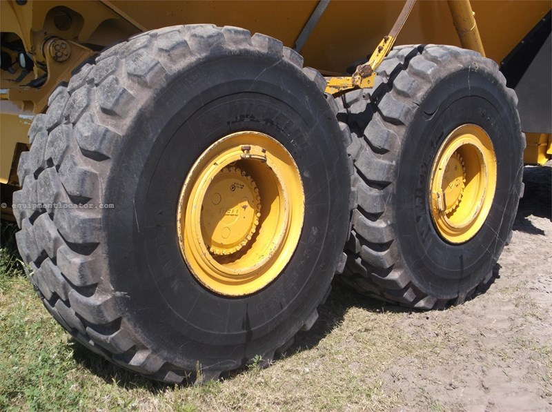 2013 Bell B40D Image 10