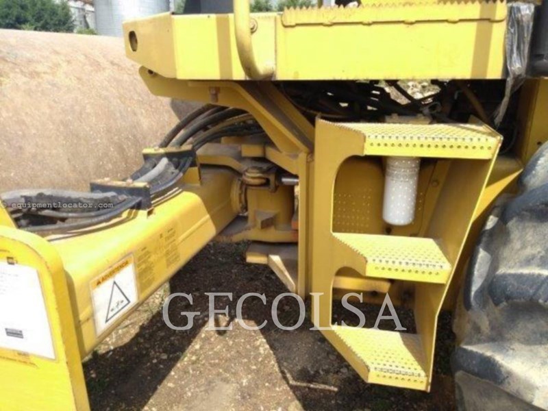 2008 Caterpillar CS-533E Image 10
