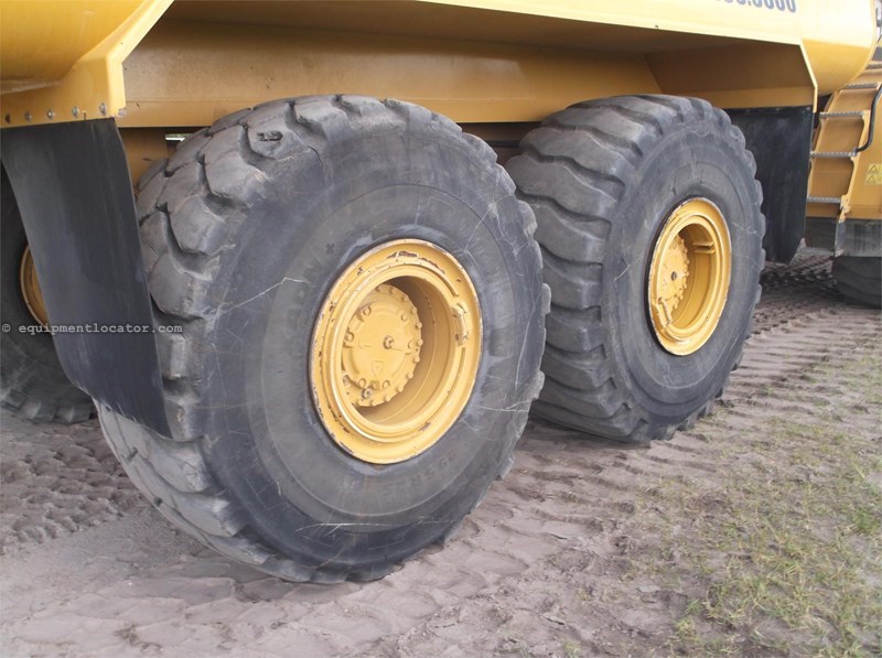 2012 Caterpillar 740B Image 10