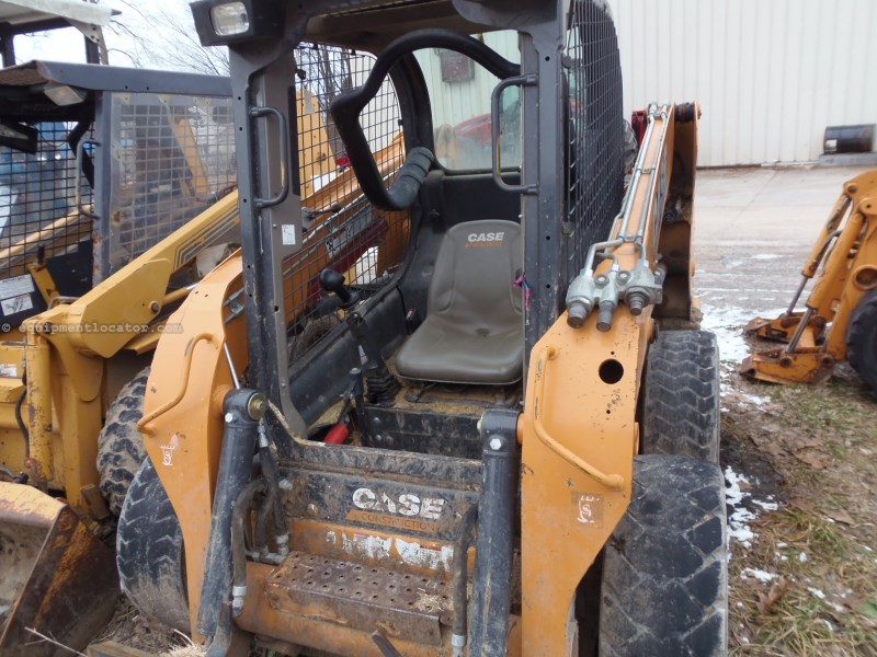 2014 Case SR175 Image 4