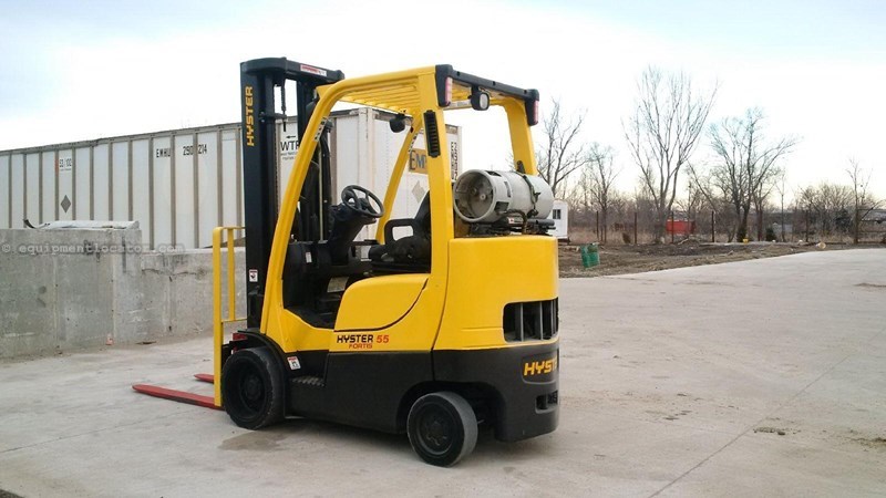 2010 Hyster S55FTS Image 1