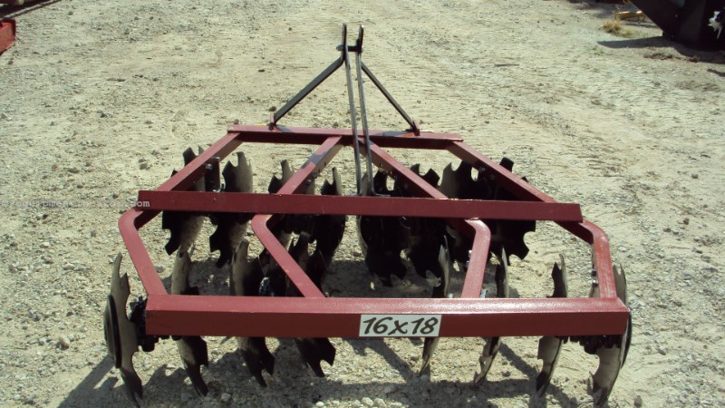 Atlas 3pt 5.5' tandem disc harrow WF1618 Image 2