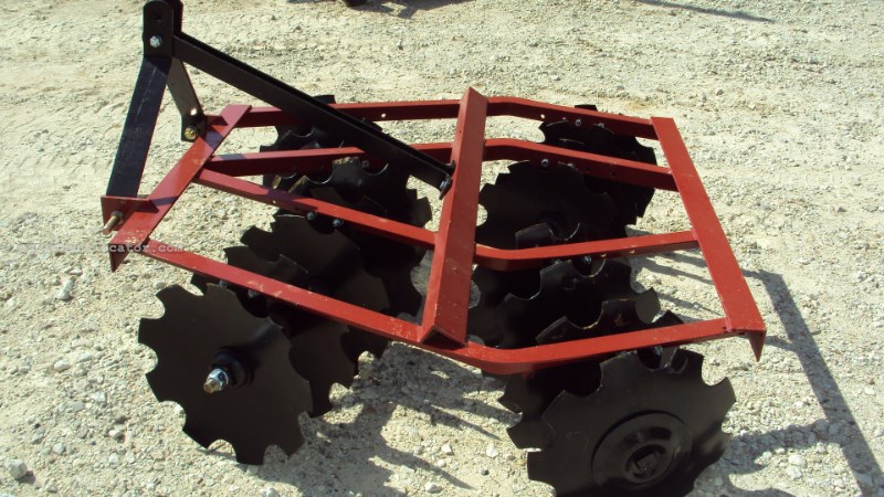 Atlas 3pt 5.5' tandem disc harrow WF1618 Image 3