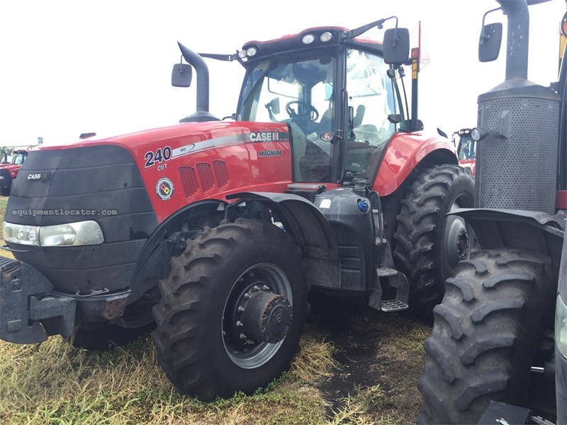 2015 Case IH MAGNUM 240 CVT Image 10