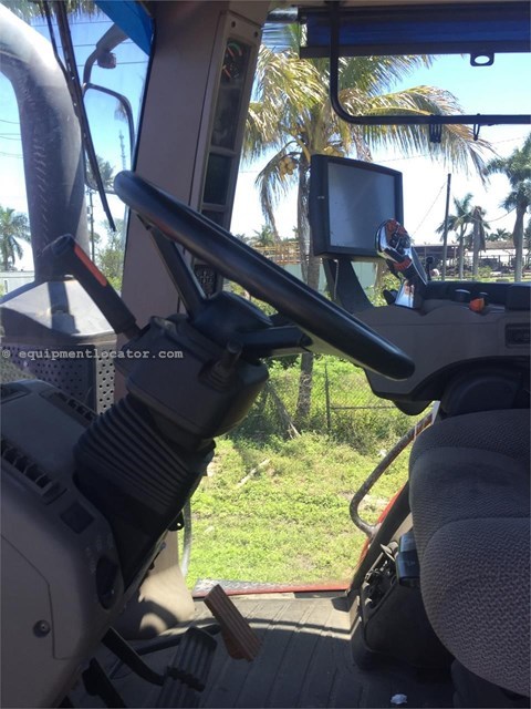 2015 Case IH MAGNUM 240 CVT Image 10