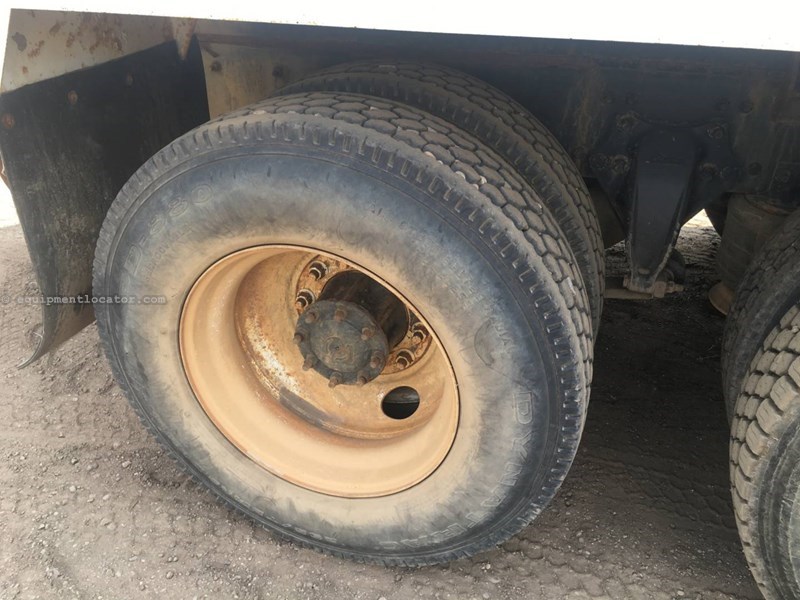 2011 Freightliner LW4000 WT Image 10