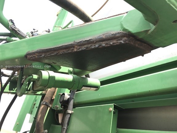 2013 John Deere 4830 Image 13