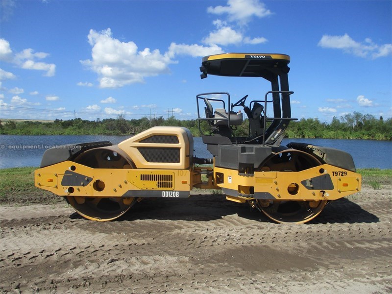 2015 Volvo DD120B Image 2